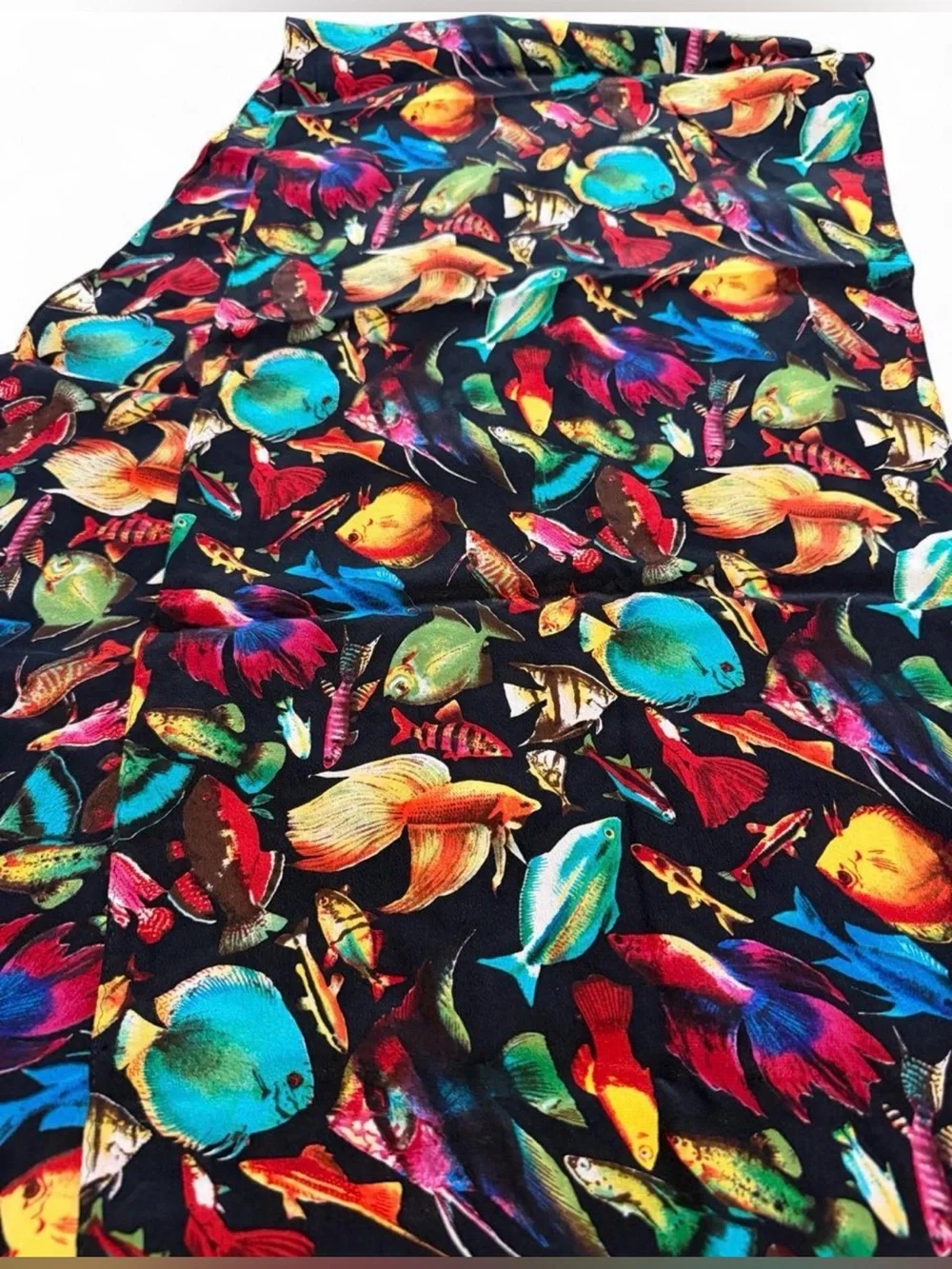 Silk 100% Colorful Tropical Fish Print scarf